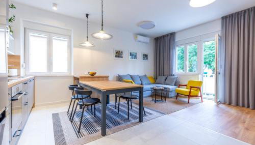 Split Luxury Suite - Photo 2