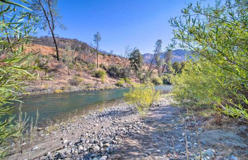 River Acres Retreat with Grill and River Access! - Foto 27