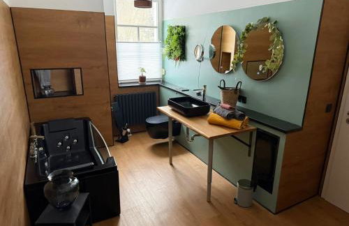 Am Steiger 3 Wohnen direkt am Erfurter Steigerwald Balkon Wasserbett & Badewanne - Foto 8