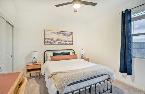 Hot Tub, Putting Green! New-Build Glendale Home - Foto 12