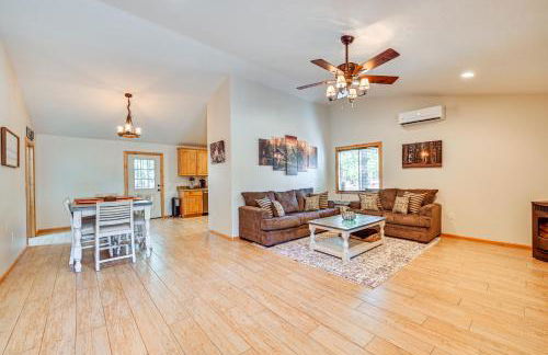 Hike, Boat and Fish Serene Cabin in Happy Jack - Foto 3