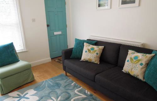 Pretty Victorian Cottage - Photo 4