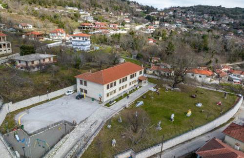 Ξενώνας museum ισόγειο στο Ελληνικό Ιωαννίνων - Foto 13