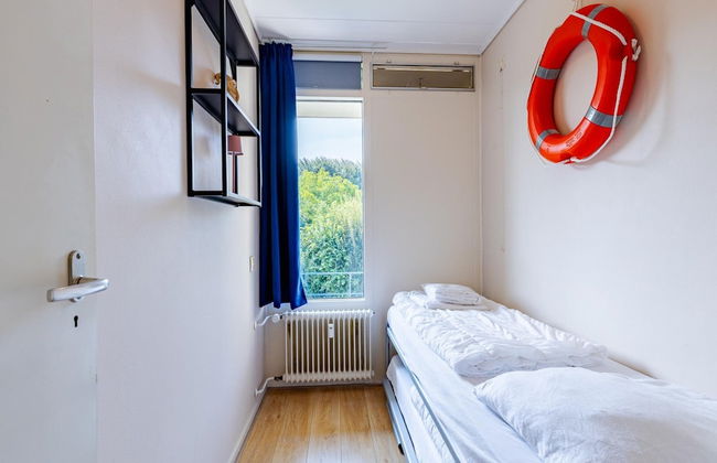 Attractive Apartment Near Vlissingen Beach - Photo 11