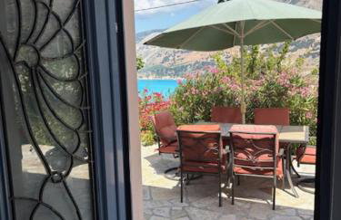 Villa Zola with Views - Photo 3