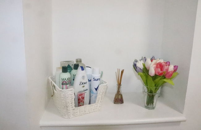 Skyline Haven Modern 2BR w/ Free Parking & 4kTV - Photo 72