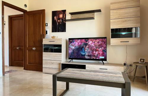 Fantástico Apartamento con vistas al mar zona Club la Costa Castillo Fuengirola - Photo 14