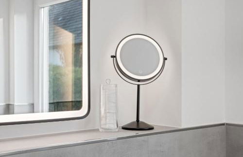 1-2 Personen - Fahrradgarage - Küche - Zentrum - WLAN - Klima - Foto 20