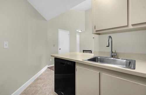 Upstay 2BR Family Condo Ventura Golf Country Club - Foto 11