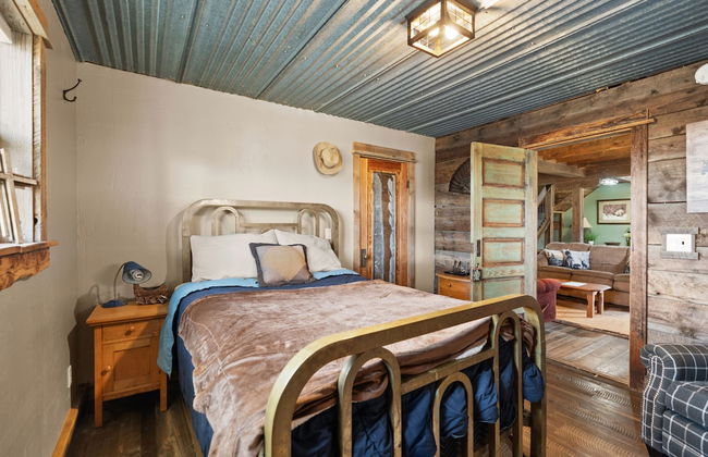 Costitch Lake Homestead Extraordinary Views! - Photo 4