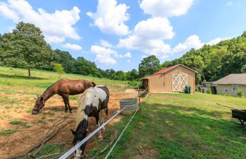 Brenda Lee History 2BR Villa Pool Hot Tub - Photo 14