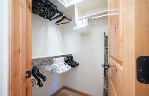 Snowcrest C304Ski Getaway Hot Tub & Theater Room - Foto 43