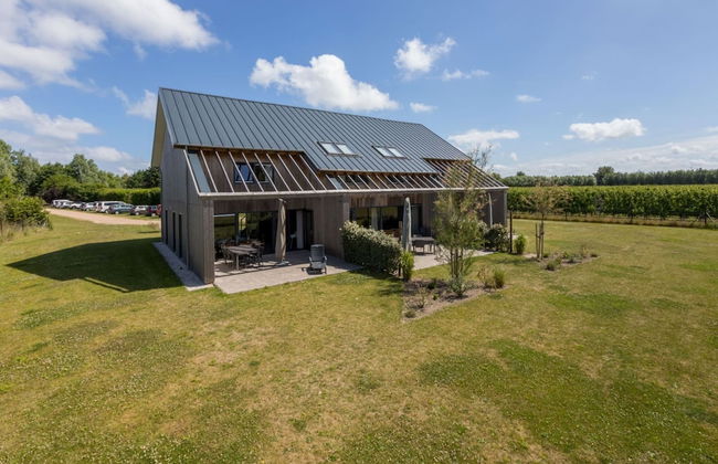 Holiday Home in Vrouwenpolder Near Beach - Photo 36