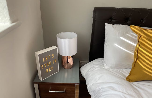 Tividale Mews B69 2 Bed Flat With Garden Parking - Foto 1