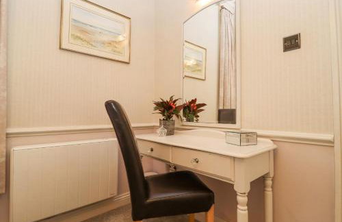 The Tack Room - Photo 20