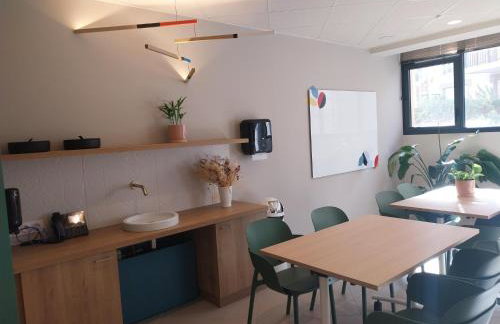 Les Belles Lettres - centre ville face à la Gare - 20 mn de Paris St Lazare - Foto 16