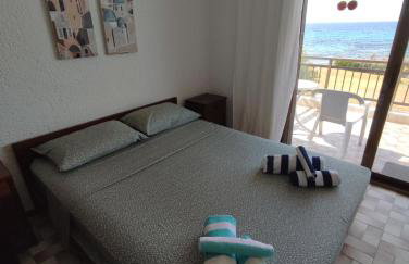 Beachfront Charming Maisonette - Foto 8