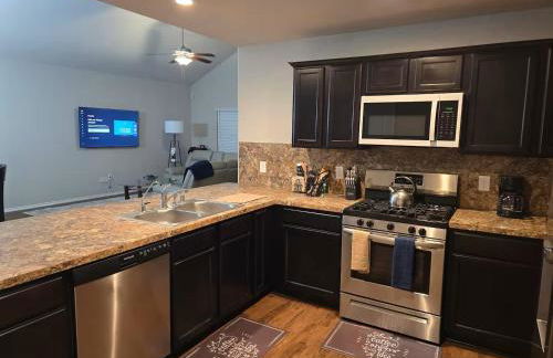 Katy's five bedrooms home away from home! - Foto 8