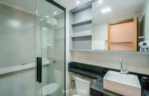 ONE - Estúdios em Piatã, 230m da Praia - Foto 26