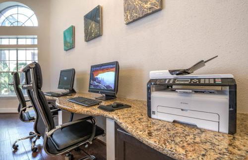 Med Center Charm 2br Haven - Photo 33