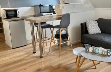 Appt au pied de la cathédrale-parking dans la cour - Foto 1