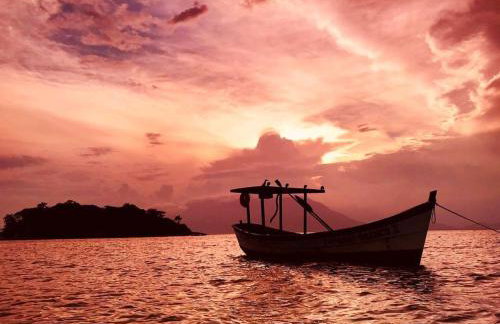 Ap cozalinda ar-condicionado a 6km do Aeroporto de Floripa - Foto 25
