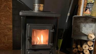 Cabane au bord d'un étang - Foto 3