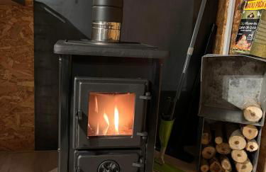 Cabane au bord d'un étang - Foto 3