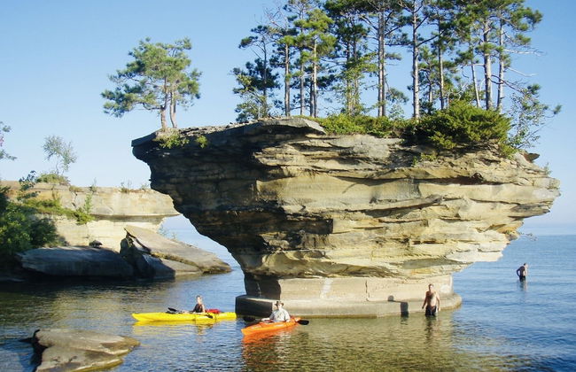 Amazing Lake House With Beach Access 4 Bedroom Home by RedAwning - Foto 36