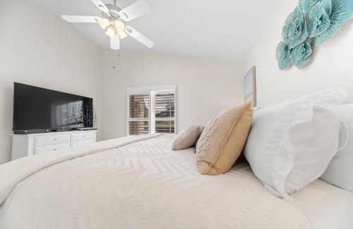 Private Oasis in Kissimmee - Pool, BBQ, Free Parking - Foto 6
