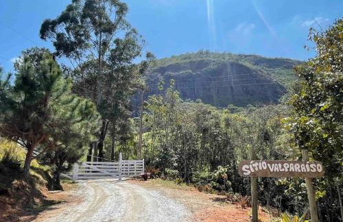Sítio incrível com piscina e lago - Foto 37
