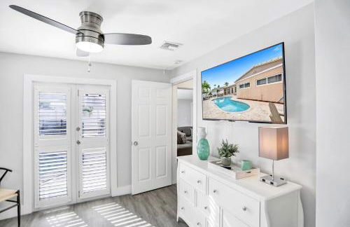 Spacious home wpool fire pit grill - Foto 37