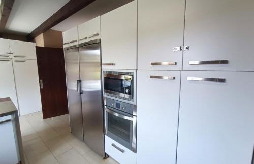 La Traviesa,Villa de Lujo de 500 m. en el Campo con Piscina - Foto 71