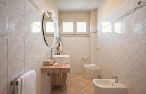 Zefiro Apartments - Photo 24