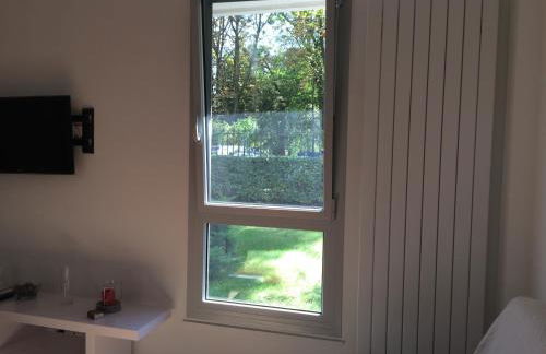 Trés Beau Studio (face bois), 10mn de l'Etoile - Foto 3