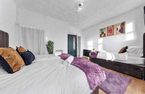 Spacious 3 beds home Close to Southampton GENERAL HOSPITAL - sleep 9 - Free Parking - Pool table - 2 Large TVs - Foto 45