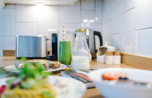 Designer apartments for City Breaks in Chester - Photo 2