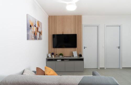 Central novo, andar alto-2quartos com Ar-Cond Q e F - Foto 36