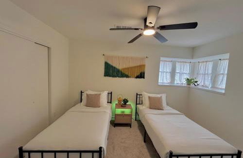 King Bed Suite in Conroe , Garage Available - Foto 54