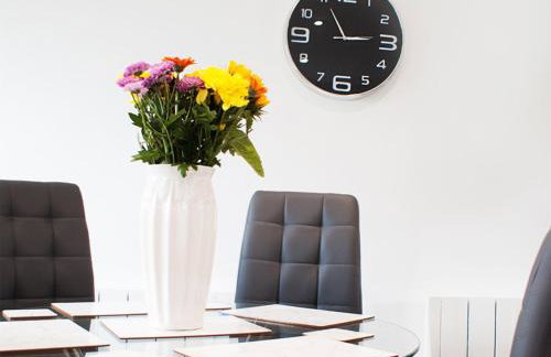 East Midland House FREE Private Parking Fast WiFi Smart TV with Garden - Foto 12