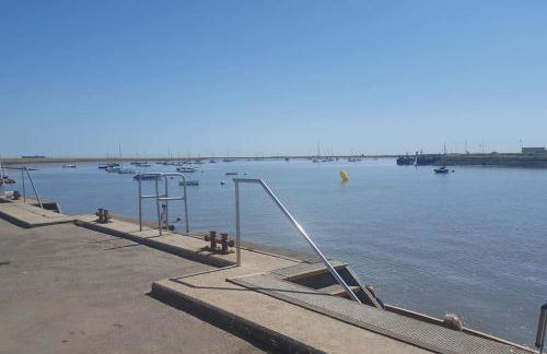 FIRS Sleeps 15 Stunning country house with hot tub - Foto 40