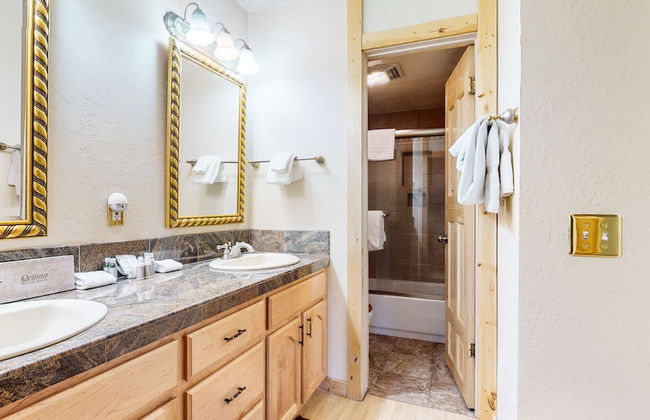 Summit Cozy Condo Getaway! - Foto 13