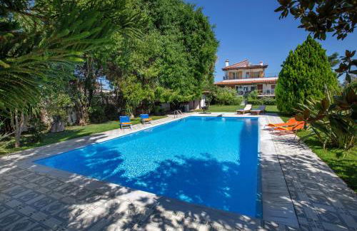 KORALIA MARATHON VILLA - Foto 1