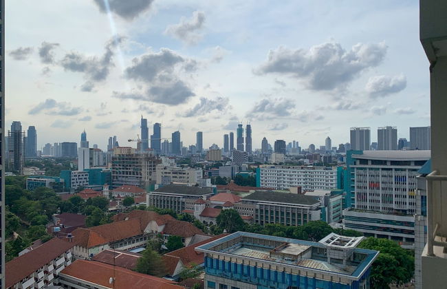 Modern And Comfort Studio Room Apartment At Capitol Park Residence - Foto 17