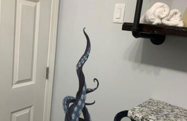 Whole House with Lake and Lift Bridge Overlook for 10 Guests - Foto 45