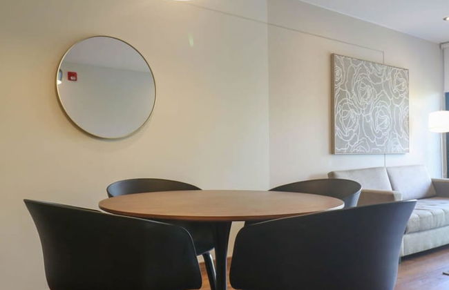 w Modern 1BR With Balcony in Miraflores - Photo 11