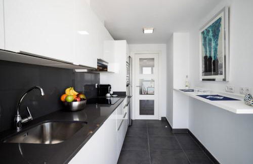 Gran vivienda de lujo frente al mar - Photo 36