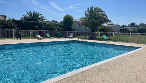 Mobil home avec piscine sur la côte de granit rose - Foto 2, sunbed