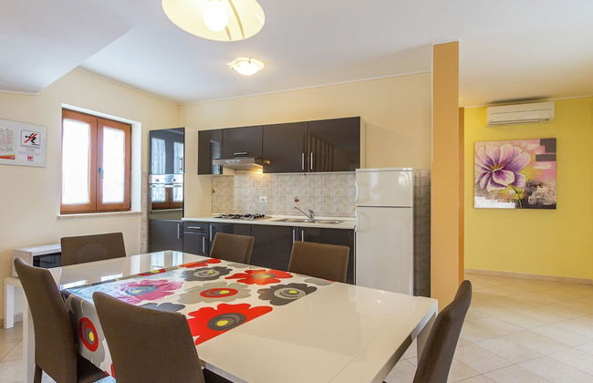 Villa in Kma?i?i With Private Pool - Foto 10