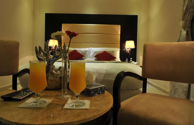 Al Janadriyah Suites 7 - Foto 17